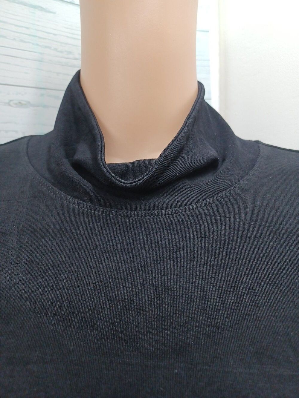 Chicos Travelers Black Slinky Knit 3/4 Sleeve Turtleneck Sz 2 (US LG/12) - Picture 2 of 6